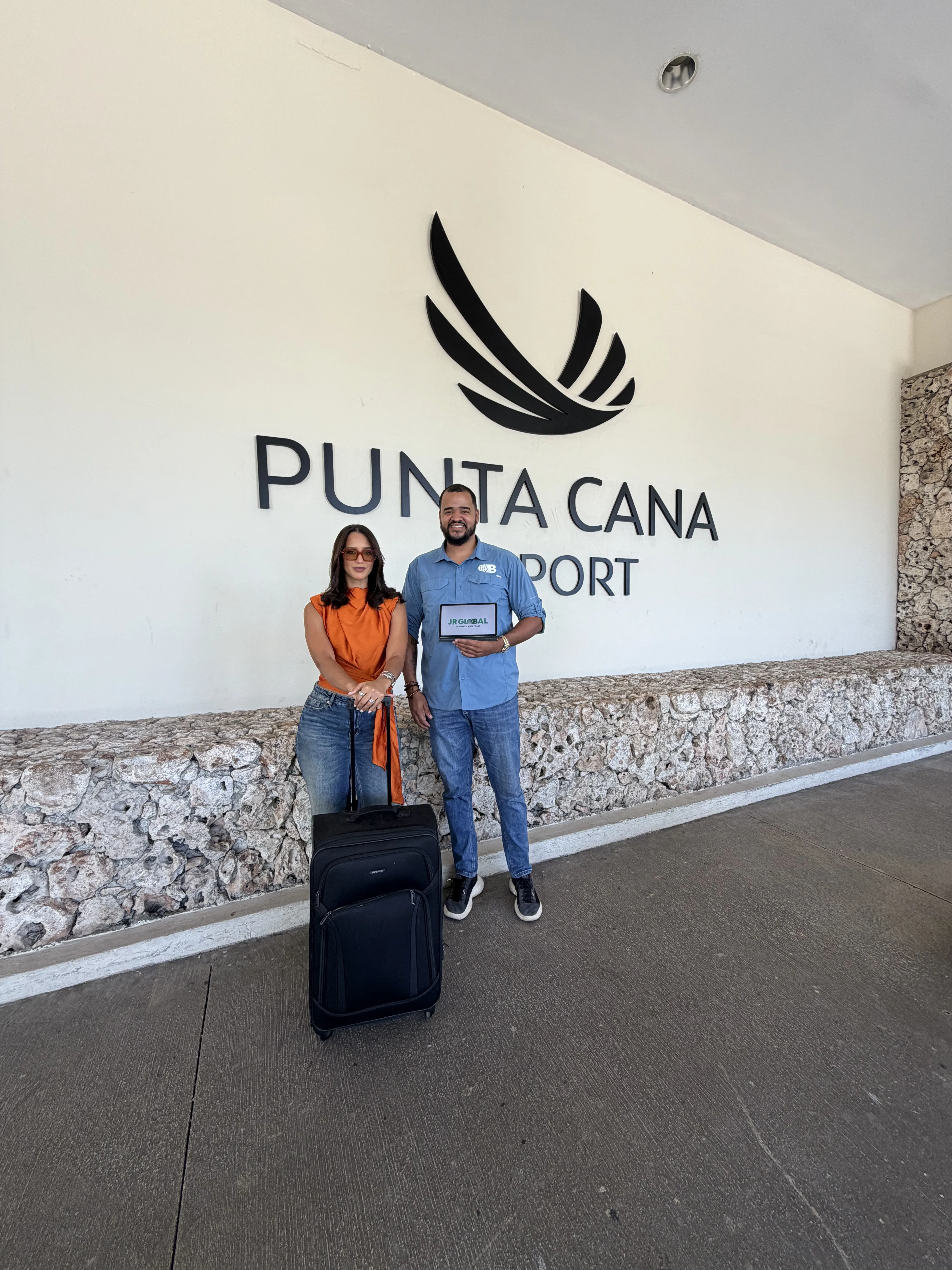 How to Book a Punta Cana Airport Transfer and Meet Your JR Representative